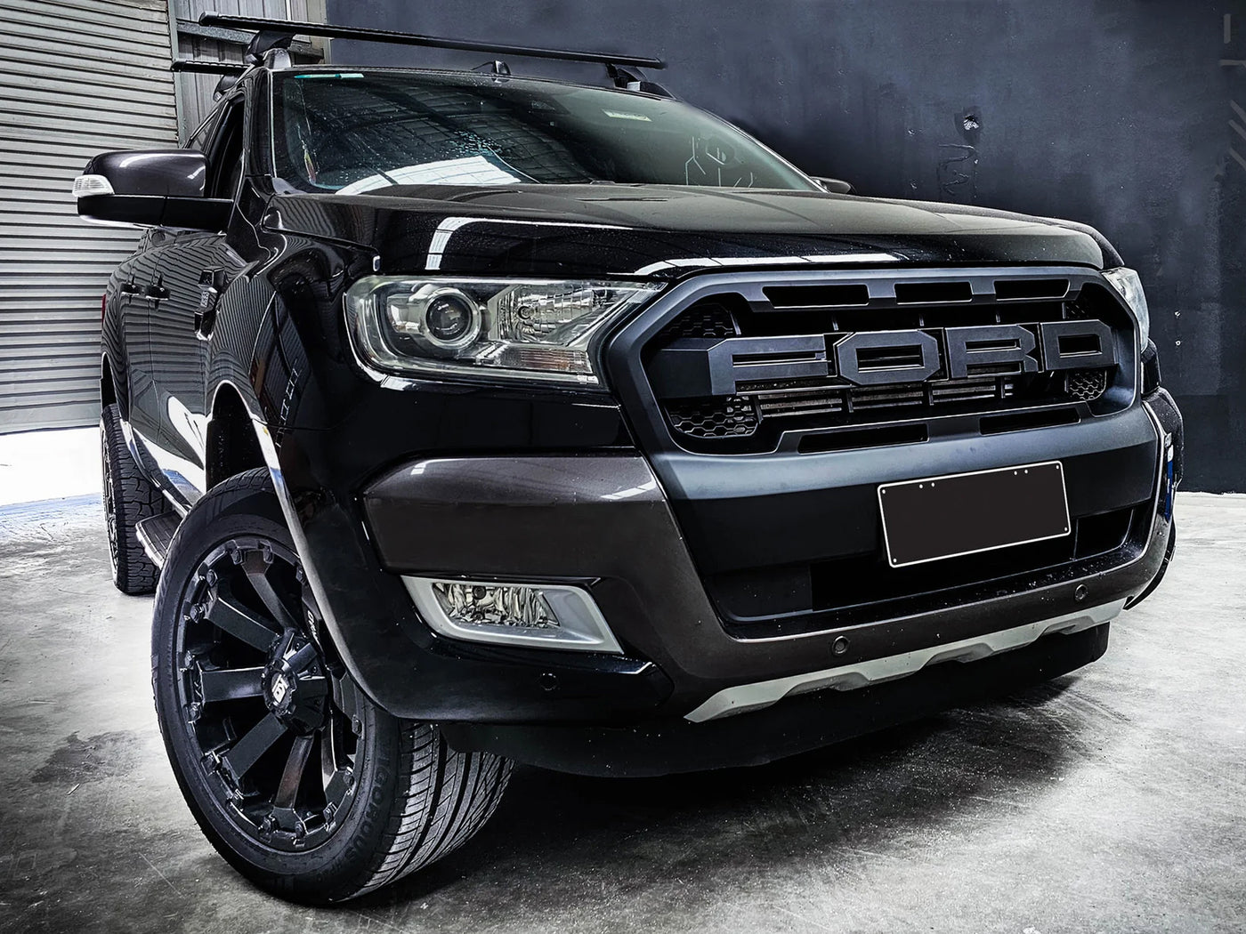 Persiana de Lujo Tipo Raptor para Ford Ranger 2017-2019